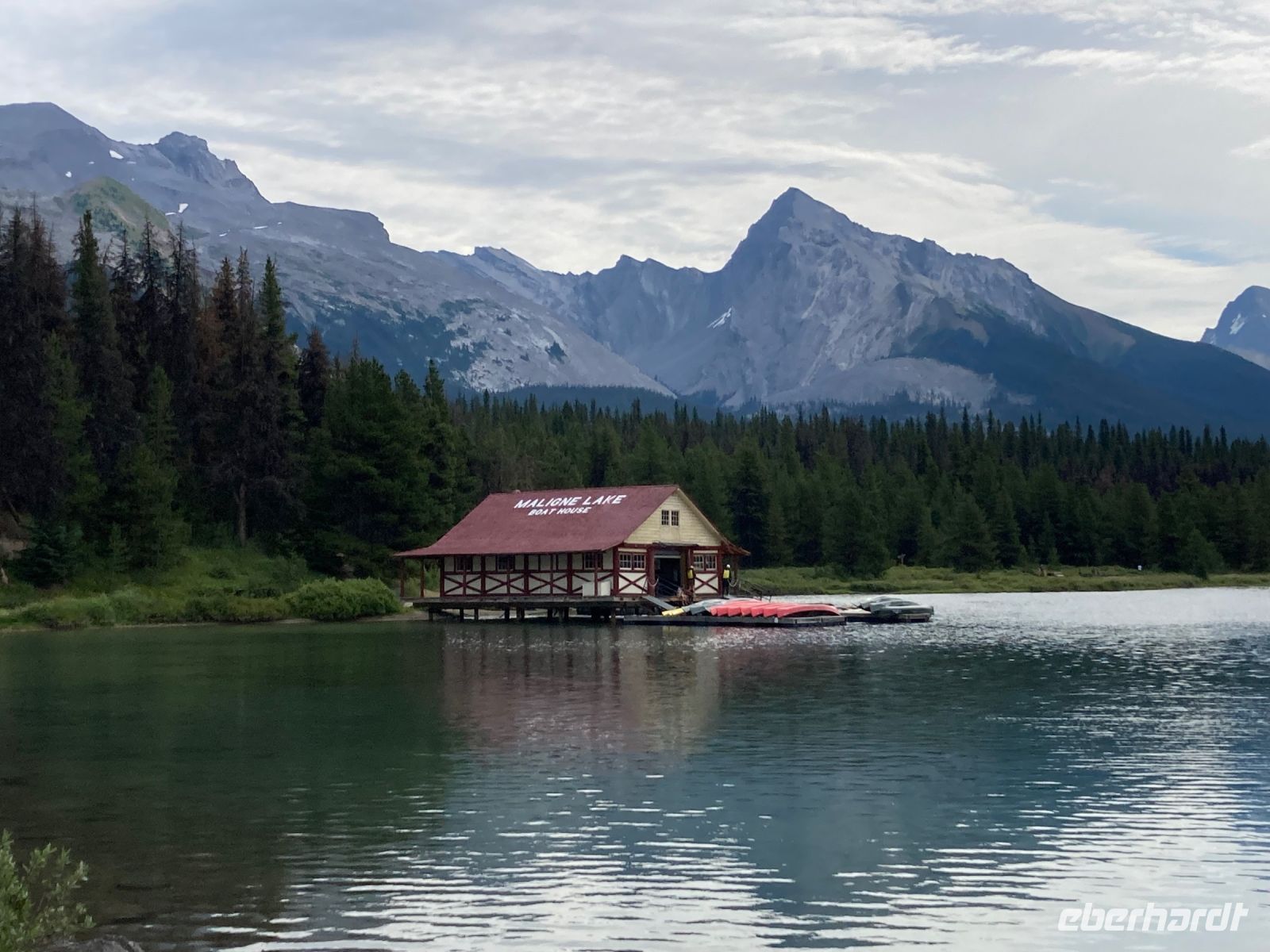 4. Tag – Jasper-Nationalpark – Maligne Lake und Bootsfahrt zur Spirit Island