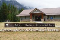 76 Mount Robson 3954m hoch