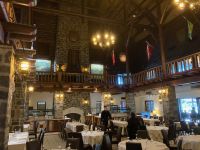 6. Reisetag – Parc Omega – Mittagspause im Château Montebello