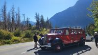 Singlereise Kanada - Unser Parkbus im Glacier Nationalpark in den USA