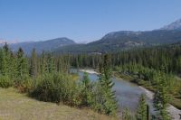 Bow River und Castle Mountain