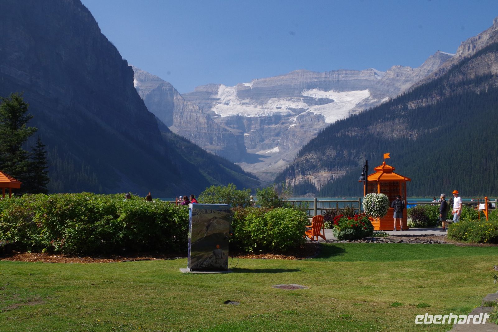 Vor dem Chateau Lake Louise 4.