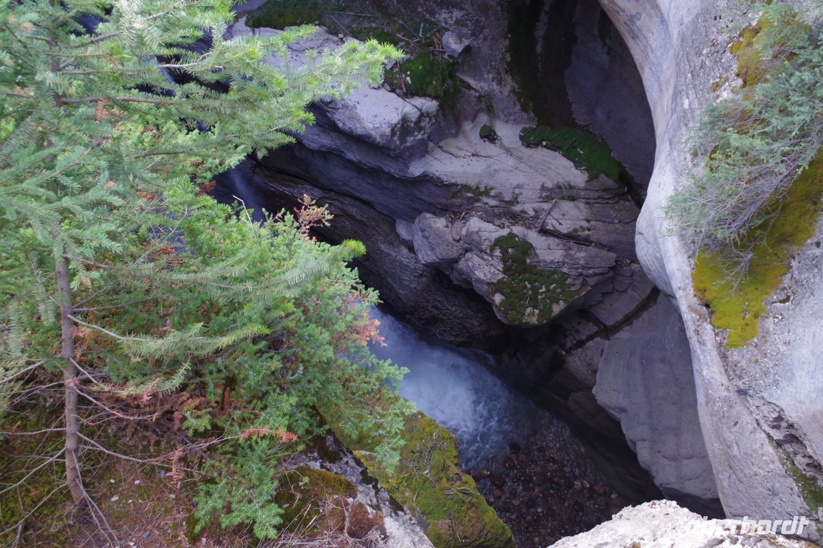 Maligne Canyon 4