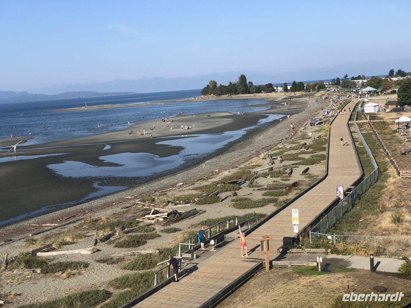 Strand von Parksville bei Ebbe
