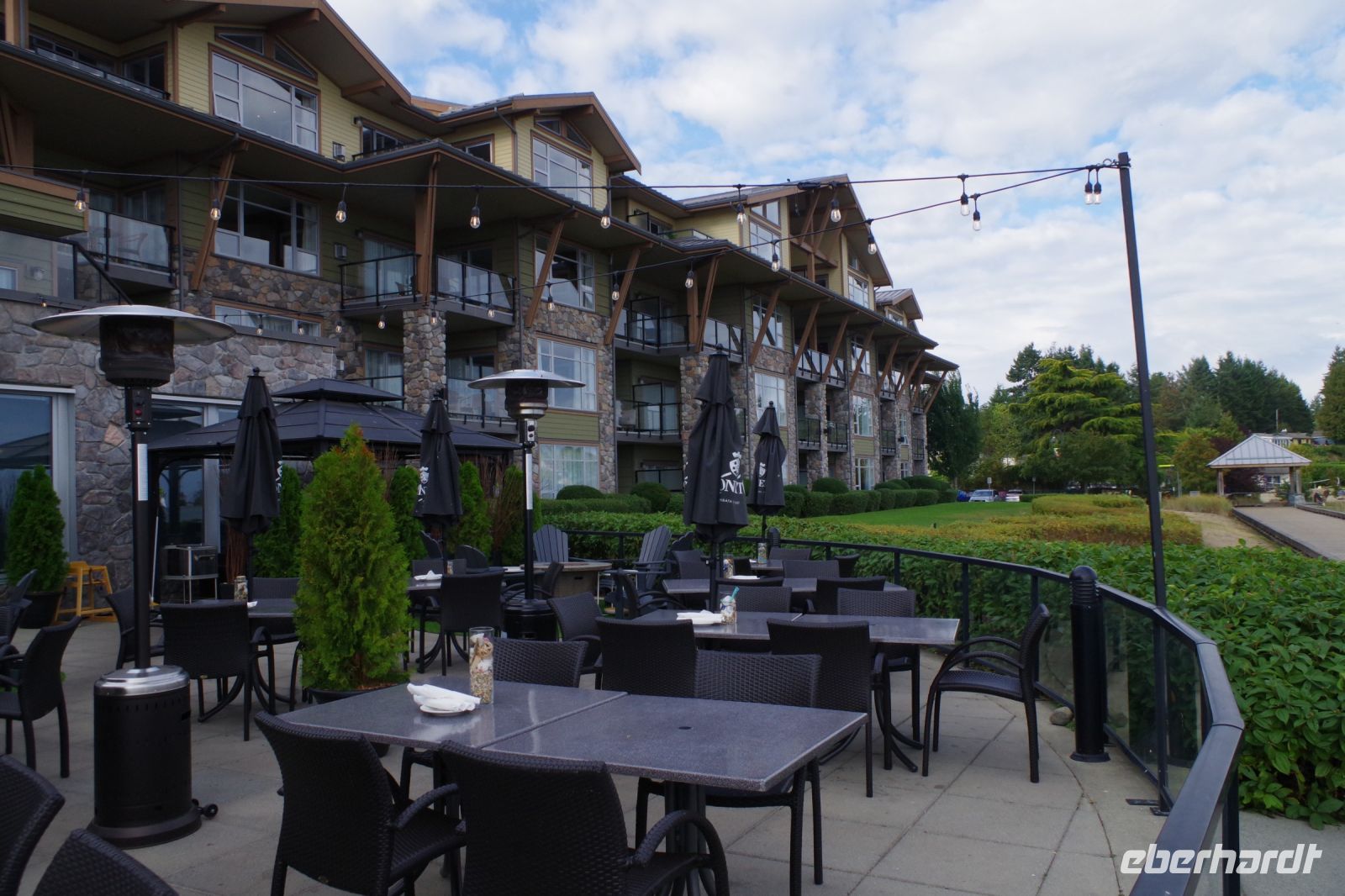 Terrasse Beach Club Resort Parksville