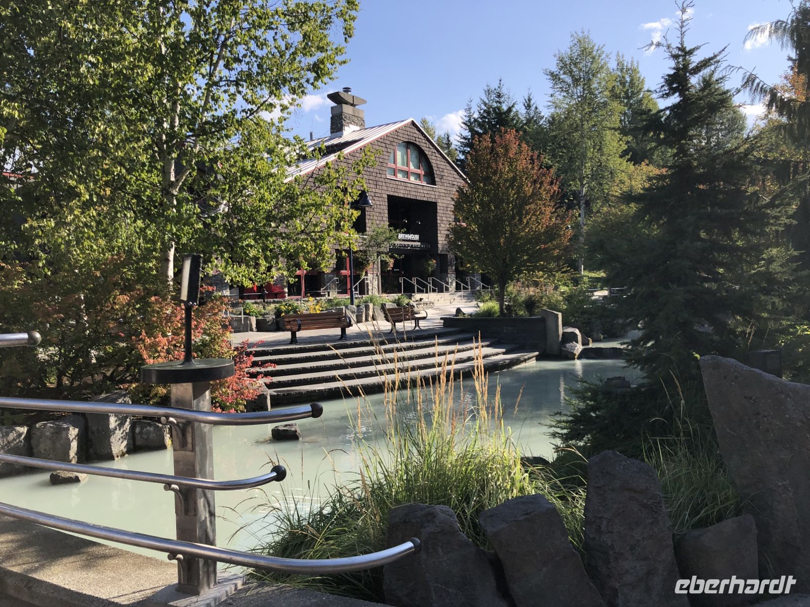 Stadtzentrum_Whistler_3