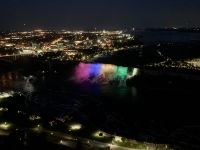 7. Reisetag – Von Toronto nach Niagara Falls – Niagarafälle bei Nacht vom Skylon Tower