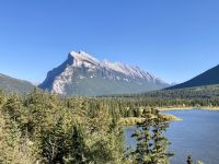 9. Reisetag – Banff- & Yoho-Nationalpark – Fotostopp am Vermilion Lakes Viewpoint mit Blick auf den Mt Rundle