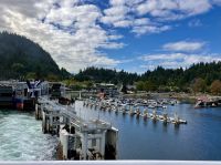 Die Faehre leauft aus in Horseshoe Bay