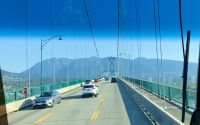 Auf der Lions Gate Bruecke nach West/North Vancouver