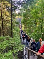 Viel los auf der Capilano Suspension Bruecke