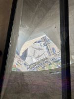 2. Reisetag – Toronto und Niagarafälle – Blick vom CN Tower durch den Glasboden auf das Aquarium