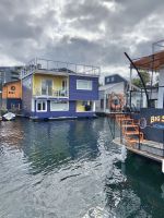 0795C8F1-B927-4FC0-99E3-68754C731DE5 1 105 c