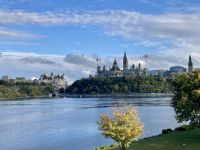 5. Reisetag – Durch den Algonquin Park nach Ottawa – Fotostopp mit Blick auf den Parlamentshügel