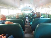 Parc Omega - Gäste im Bus