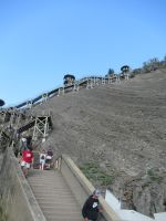  Die Treppen hinunter von Montmorency Wasserfall