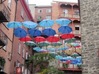 Die Strasse der Regenschirme