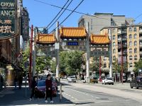 13. Tag – Stadtrundfahrt Vancouver – Millenium Gate in Chinatown