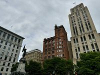 2. Tag – Stadtrundfahrt in Montréal – Am Place d’Armes