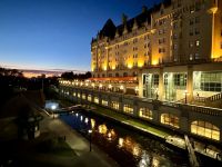 4. Tag – Québec bis Ottawa – Abendspaziergang in Ottawa – Rideau-Kanal und Château Laurier