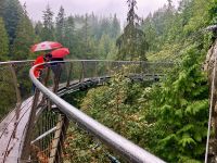 Der Fels steig &ndash; &copy; Elisabeth Fox-Maerki (Eberhardt TRAVEL)