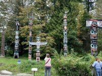 Der Totem Park &ndash; &copy; Elisabeth Fox-Maerki (Eberhardt TRAVEL)