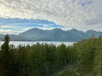 Kennedy Lake &ndash; &copy; Elisabeth Fox-Maerki (Eberhardt TRAVEL)