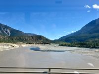 Ueber dem Fraser Fluss bei Lilloeet &ndash; &copy; Elisabeth Fox-Maerki (Eberhardt TRAVEL)