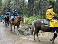 Reiter in Lake Louise &ndash; &copy; Elisabeth Fox-Maerki (Eberhardt TRAVEL)