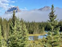 Castle Mountain und Bow River &ndash; &copy; Elisabeth Fox-Maerki (Eberhardt TRAVEL)