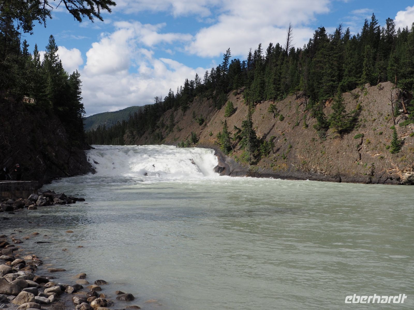 P8250051.JPG, mit den Bow Falls