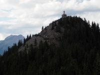P8260065.JPG, von der Bergstation geht es noch höher hinauf 