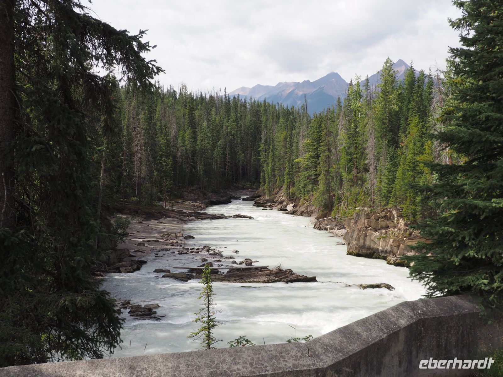 P8260087.JPG, Spaziergang an der Natural Bridge
