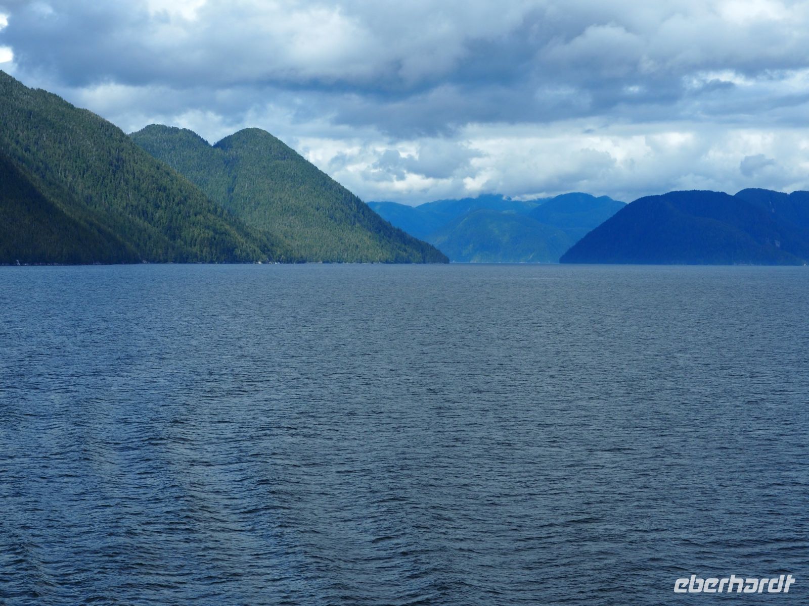 P1010388.JPG, der Blick schweift in die weite Ferne