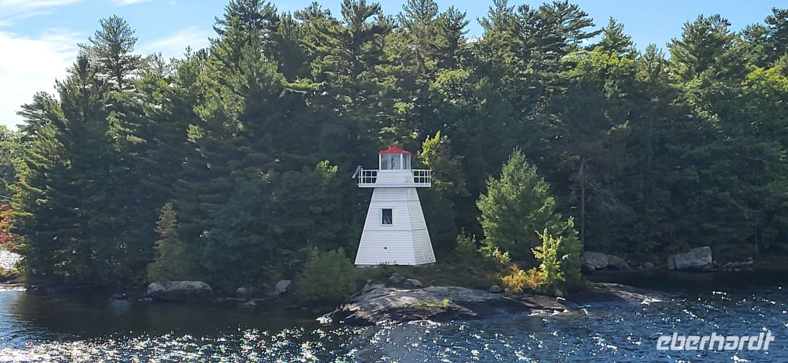 56 Leuchtturm am Muskoka Lake