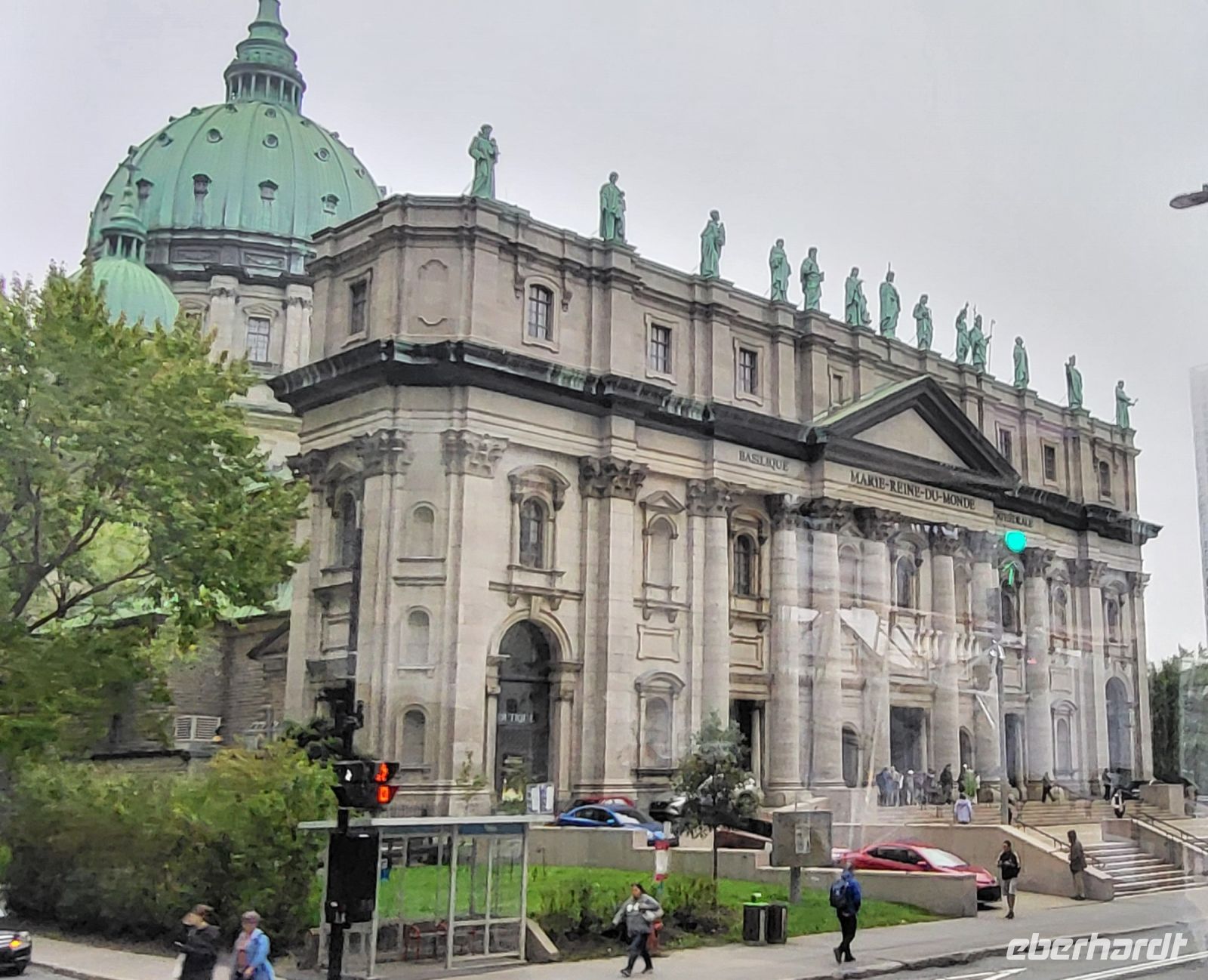 106  Basilika Marie Riende du Monde