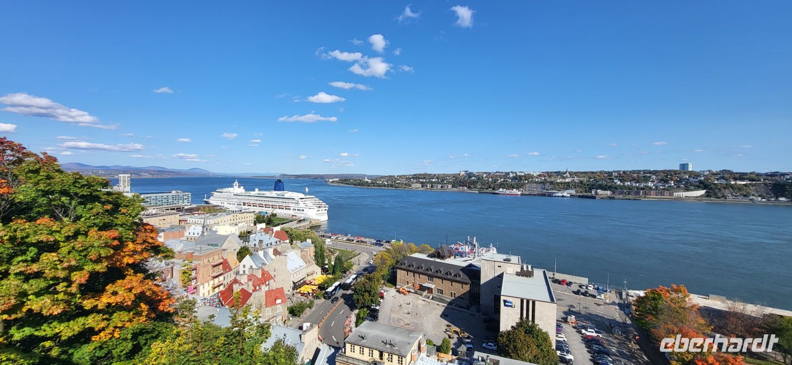 210 Blick auf St. Lorenz Strom