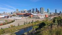 Blick auf Calgary vom Scotsman's Hill