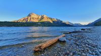 Traumhafte Kulisse am Waterton Lake