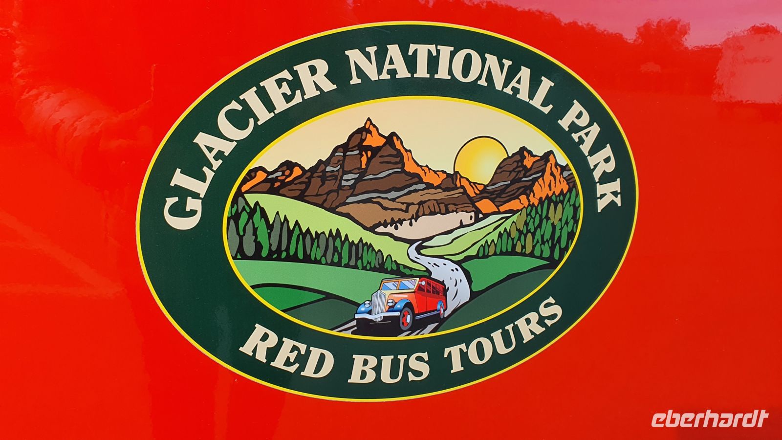 Red-Bus-Tour im Glacier-Nationalpark in Montana (USA)