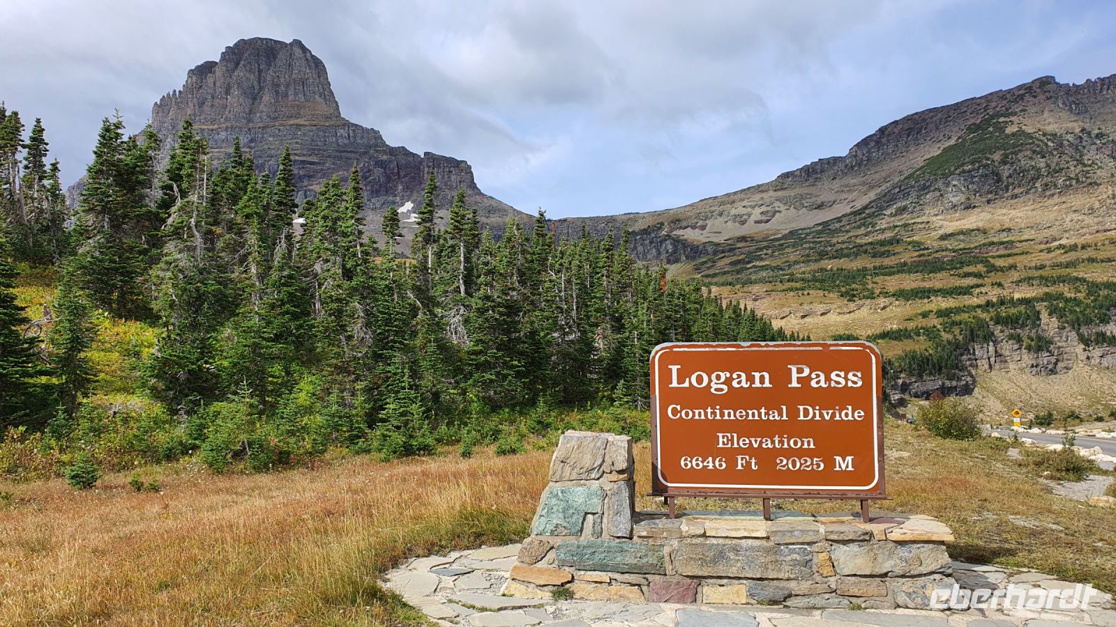 Logan Pass im Glacier-Nationalpark in Montana - kontinentale Wasserscheide