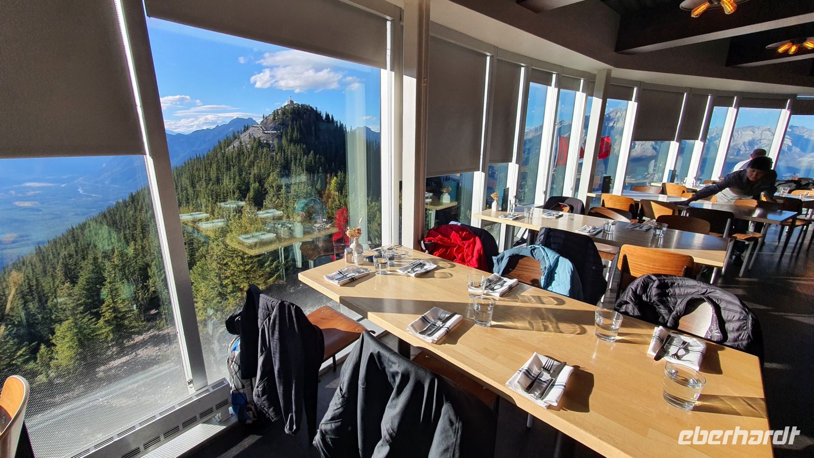 Abendessen im Panorama-Restaurant Northern Lights auf dem Sulphur Mountain