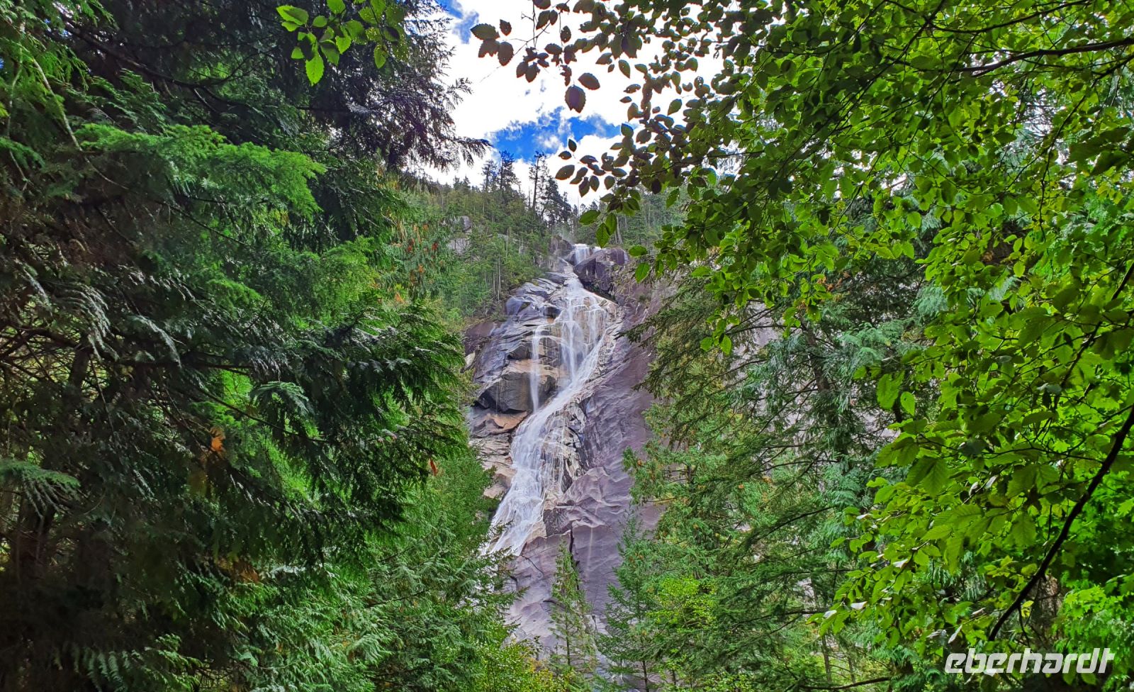 Kleine Wanderung zu den Shannon Falls