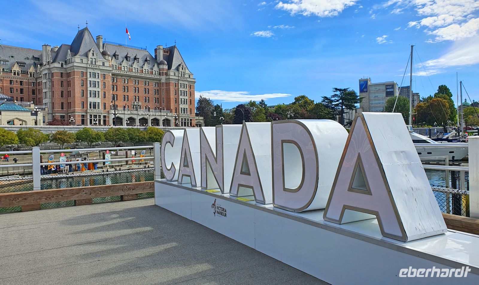 Canada-Schriftzug am Inner Harbour in Victoria