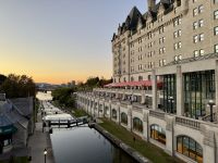 5. Tag – Huntsville bis Ottawa – Abendspaziergang zum Rideau-Kanal und Château Laurier