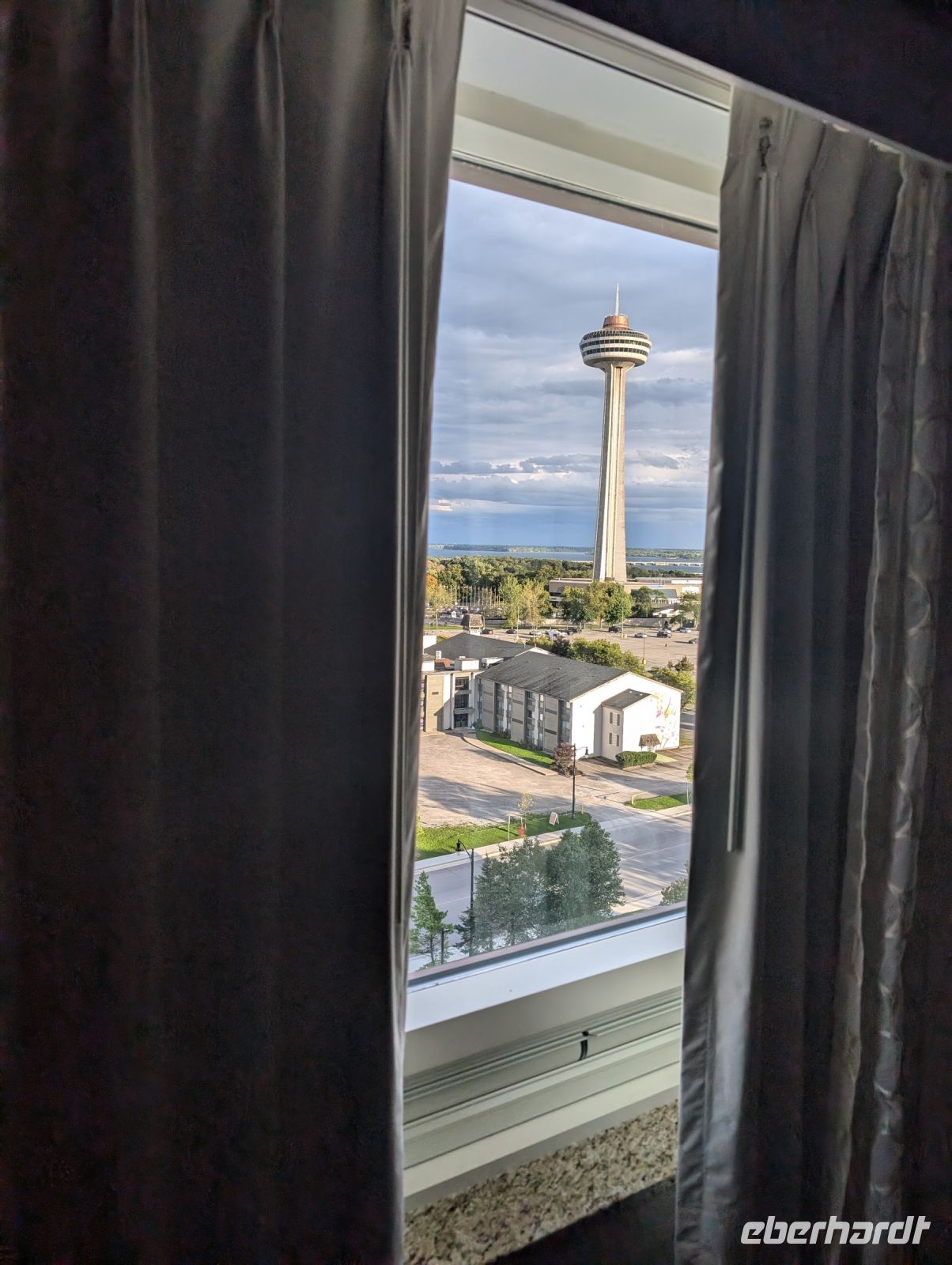  Blick auf Skylon Tower