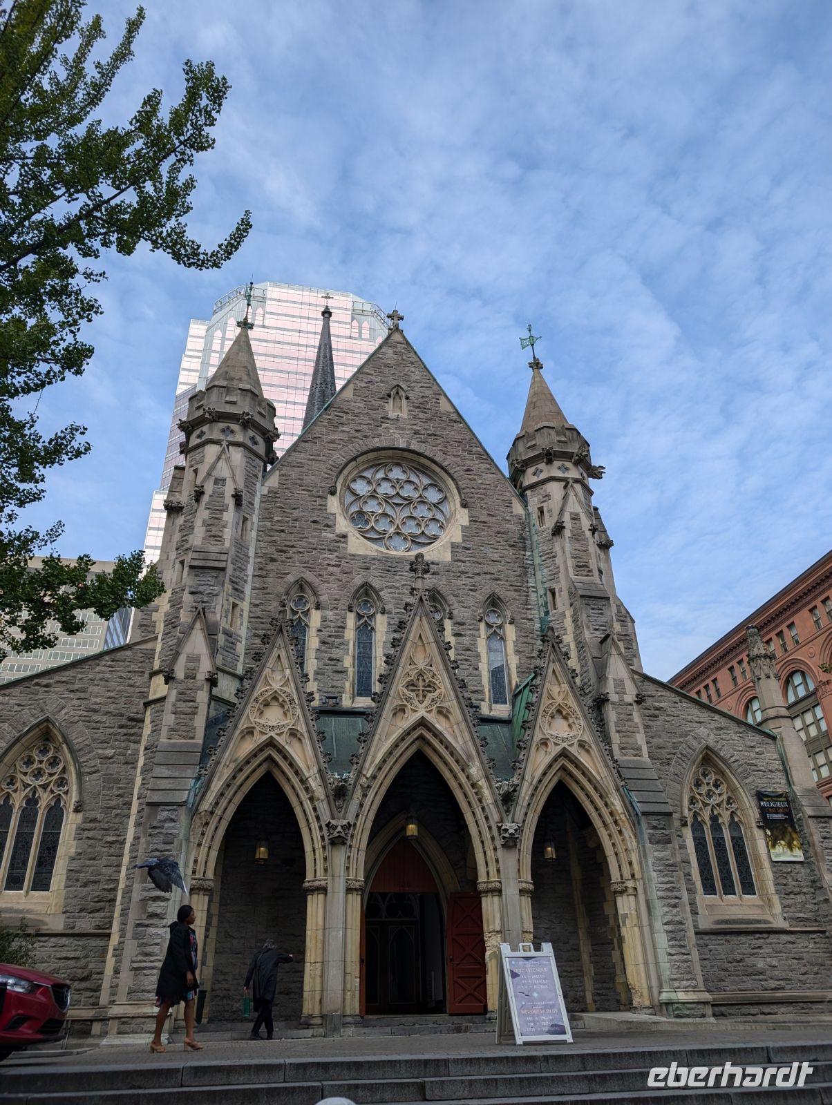 Promenades Cathédrale Montreal