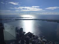 Ausblicke von CN Tower auf Lake Ontario - Toronto, Kanada