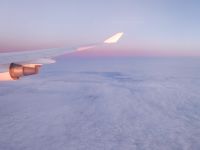 Über den Wolken - Sonnenunterhang von Flieger - Kanada