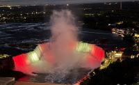 Niagara in der Nacht in der Nacht - Niagara Falls, Kanada